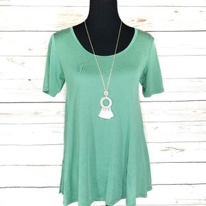 LuLaRoe Pretty Fern Green Perfect T Size XXS